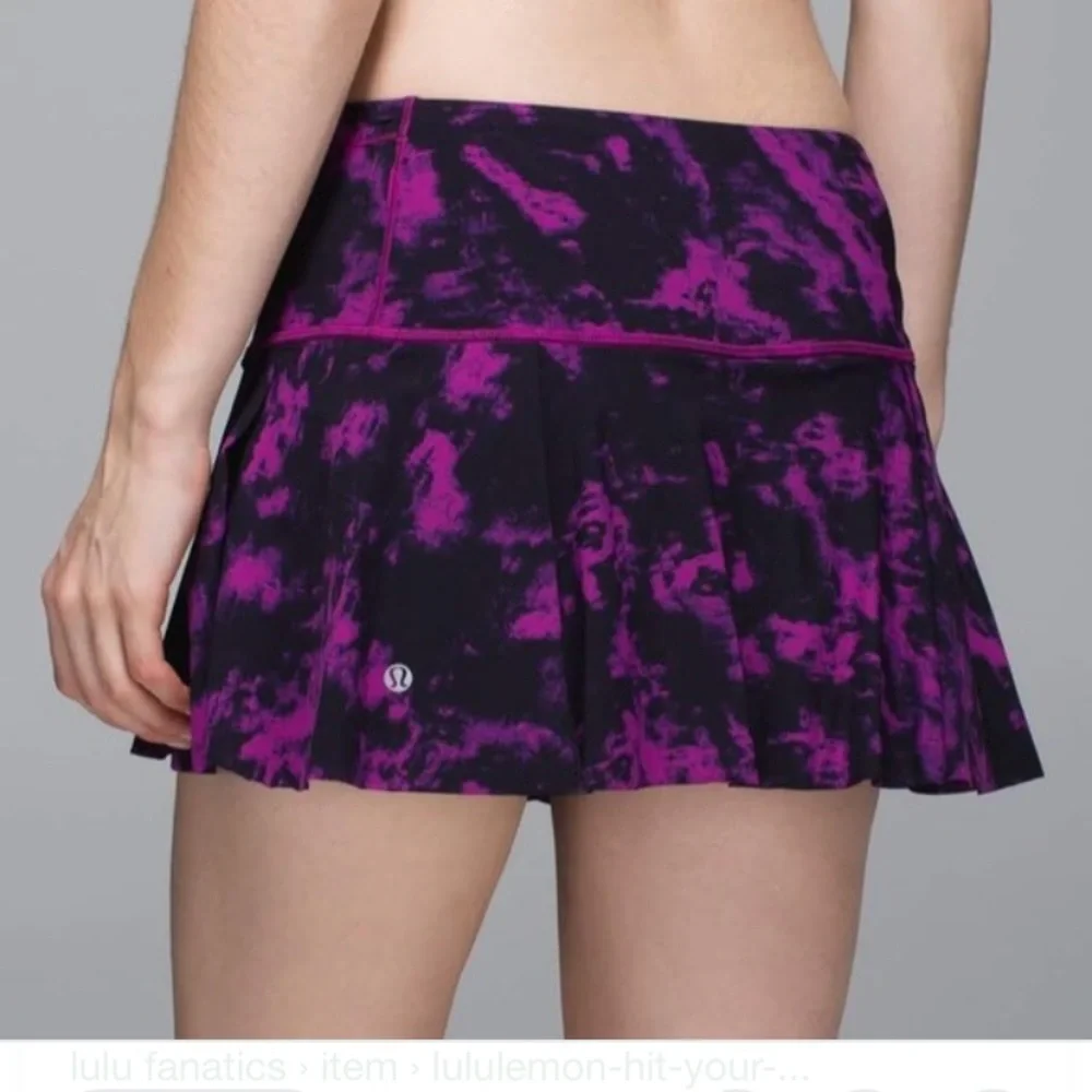 Women’s Black and Magenta Athletic Skirt Shorts